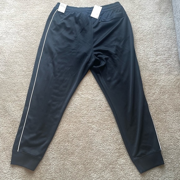 Nike Club PK Pants features: Sweat pants - Picture 2 of 8